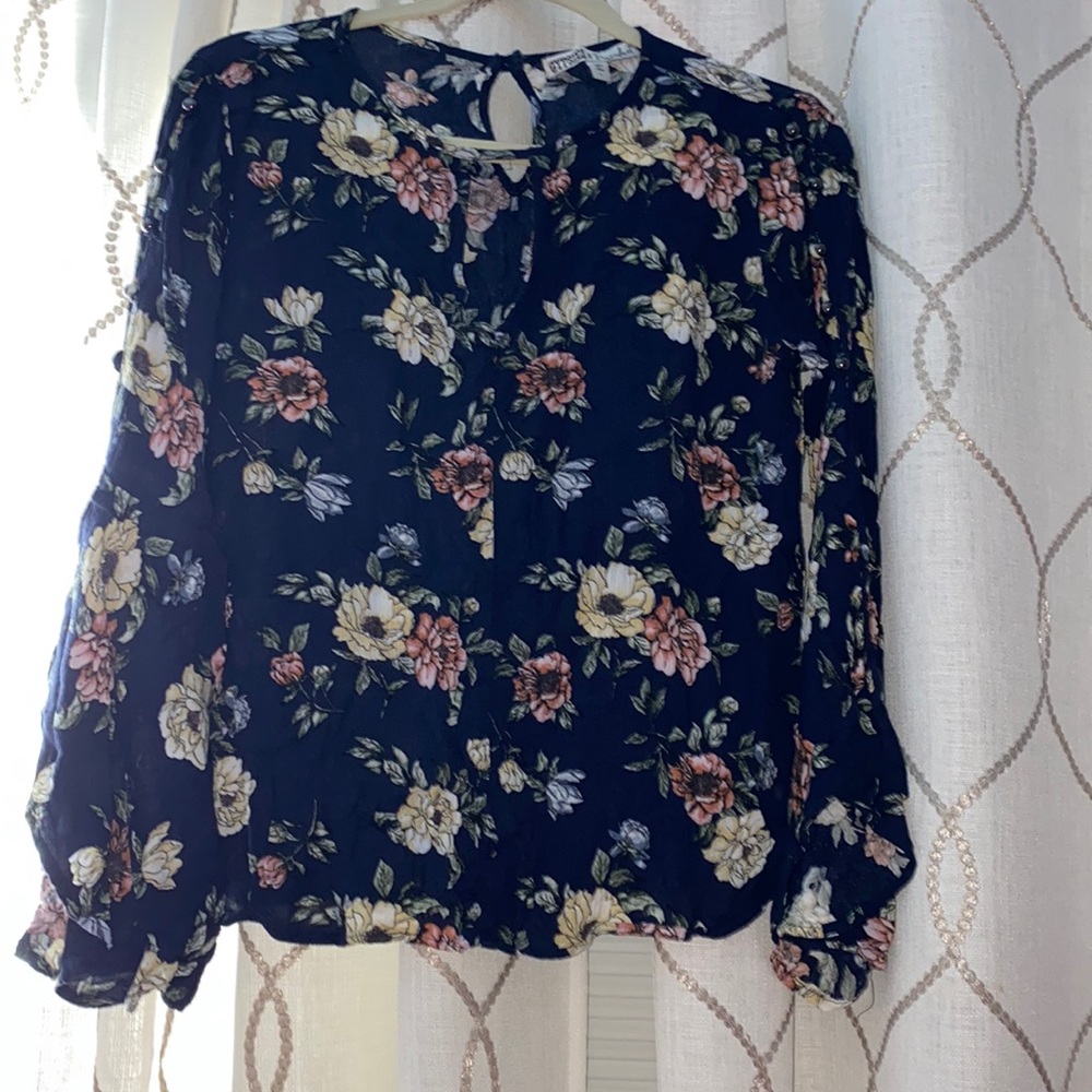 Gypsies & Moondust floral top